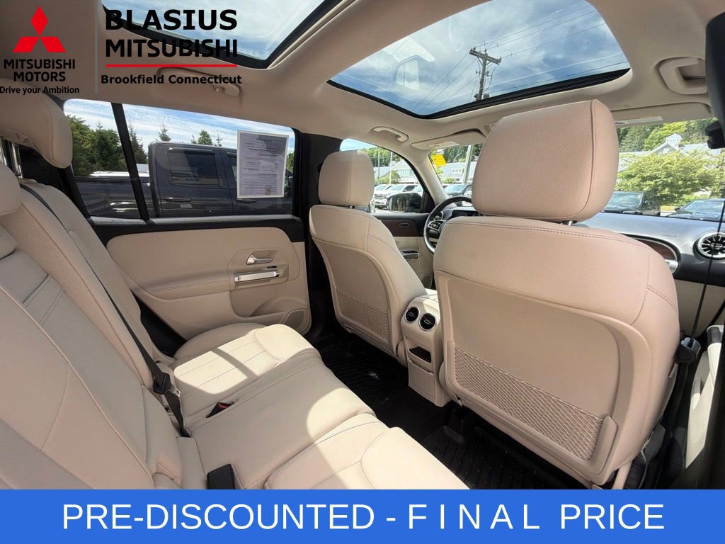 Used 2022 Mercedes-Benz GLB 250 4MATIC w/ Premium Package Lite image 55
