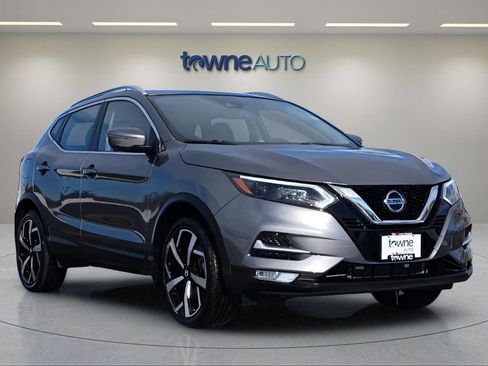 Used 2022 Nissan Rogue Sport SL w/ Premium Package image 7