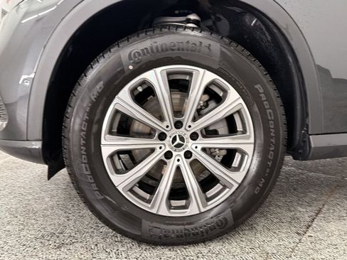 Used 2026 Mercedes-Benz GLC 300 image 12