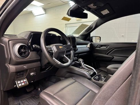 Used 2023 Chevrolet Colorado LT w/ LT Convenience Package III AWD/4WD image 14