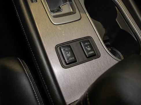 Certified 2024 Nissan Murano SV w/ SV Midnight Edition Package image 16