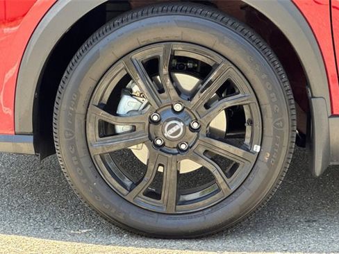 Used 2024 Nissan Kicks SR w/ SR Premium Package image 32