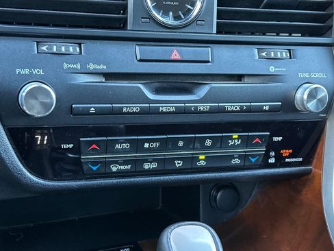 Used 2017 Lexus RX 350 FWD w/ Premium Package image 22