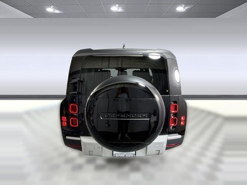 Used 2024 Land Rover Defender 130 S AWD/4WD image 10