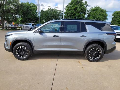 New 2026 Chevrolet Traverse Z71 w/ Enhanced Driving Package AWD/4WD image 2