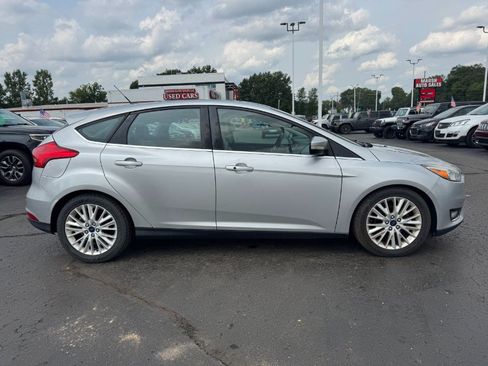 Used 2015 Ford Focus Titanium w/ Titanium Cold Weather Package FWD image 6