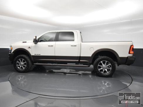 Used 2023 RAM 2500 Limited AWD/4WD image 3