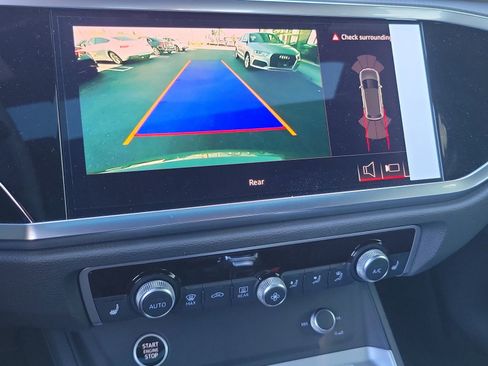 New 2025 Audi Q3 2.0T Premium image 23