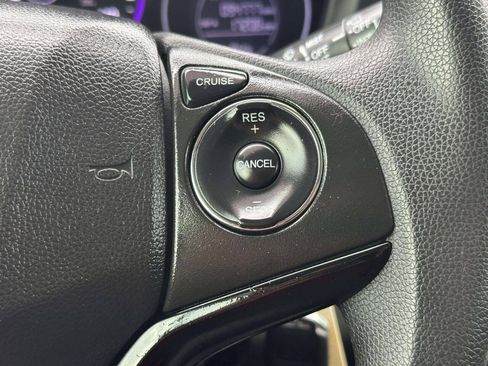 Used 2019 Honda HR-V LX image 26