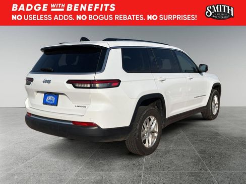 Used 2023 Jeep Grand Cherokee L Laredo image 4