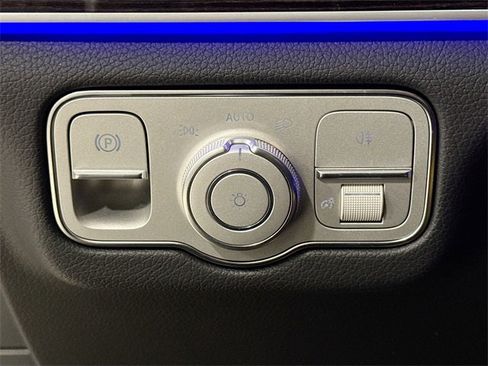 Certified 2025 Mercedes-Benz GLE 350 GLE 350 image 10