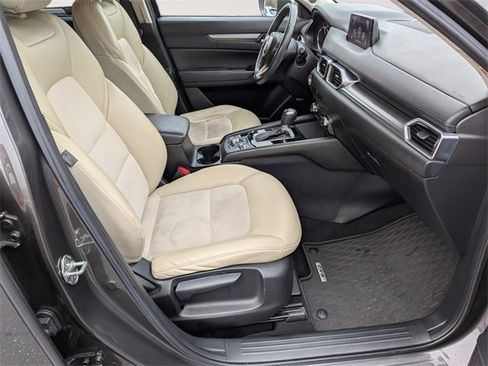 Used 2017 MAZDA CX-5 Touring w/ Preferred Equipment Package image 33