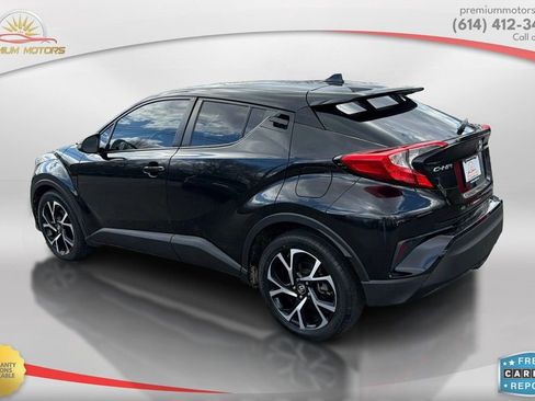 Used 2018 Toyota C-HR XLE image 3