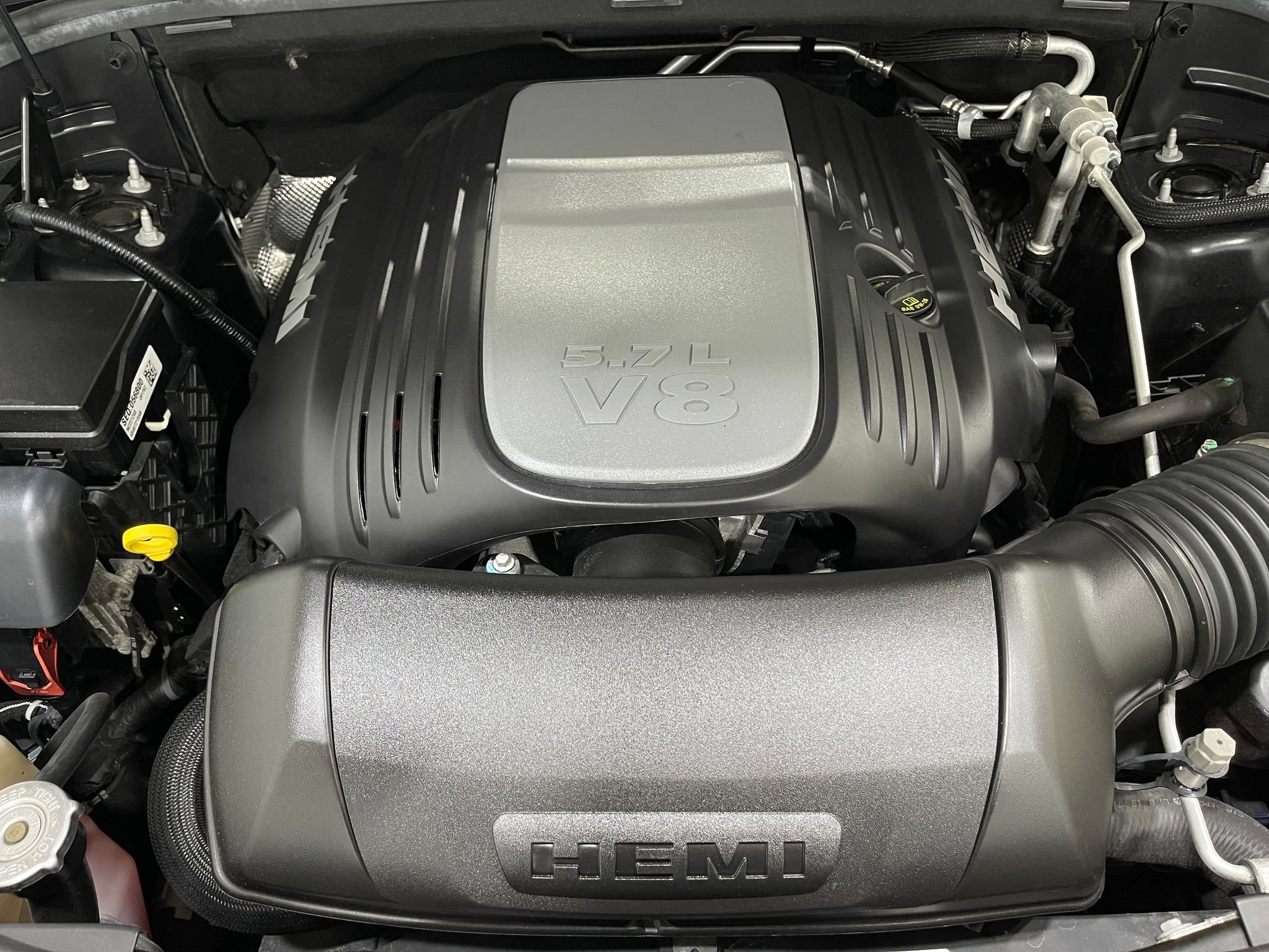 Used 2022 Dodge Durango R/T w/ Blacktop Package AWD/4WD image 27