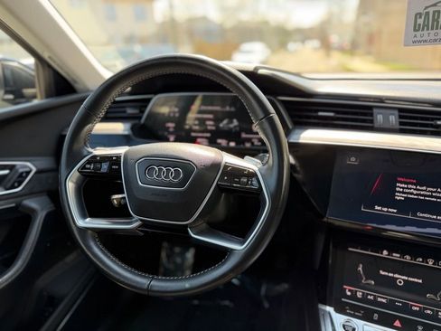 Used 2021 Audi e-tron Prestige w/ Prestige Package AWD/4WD image 35