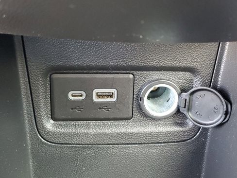 Used 2021 Chevrolet Spark LT image 24