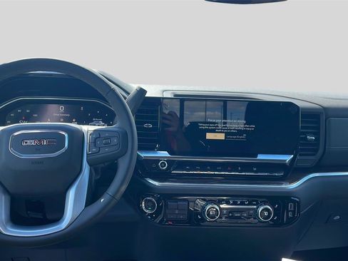 New 2026 GMC Sierra 1500 SLE w/ Preferred Package image 10
