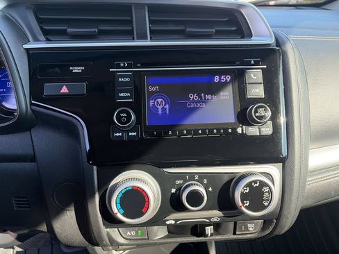 Used 2019 Honda Fit LX image 22