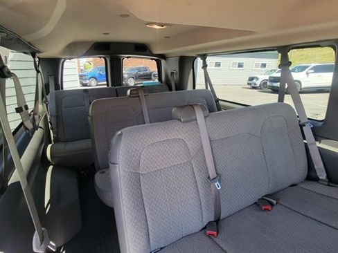 Used 2023 Chevrolet Express 3500 LS RWD image 36