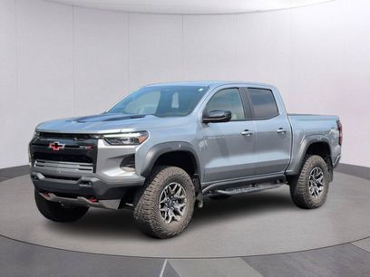 Used 2025 Chevrolet Colorado ZR2 w/ Technology Package