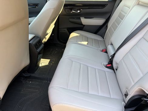 Used 2025 Honda CR-V EX-L image 18