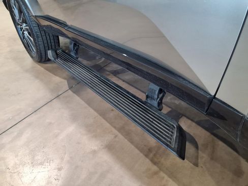 Used 2024 Lexus GX 550 w/ Cold Area Package image 24