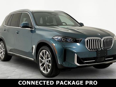 Used 2025 BMW X5 xDrive40i w/ Premium Package AWD/4WD image 3