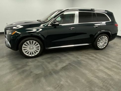 Used 2021 Mercedes-Benz Maybach GLS 600 4MATIC image 3