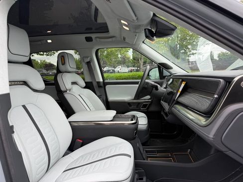 Used 2022 Rivian R1T Launch Edition AWD/4WD image 22