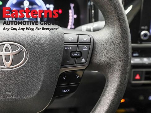 Used 2025 Toyota Camry LE FWD image 16