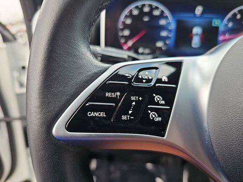 Used 2023 Mercedes-Benz C 300 Sedan image 17