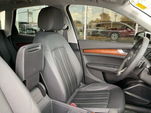 Used 2023 Audi Q5 2.0T Premium Plus w/ Premium Plus Package AWD/4WD image 30
