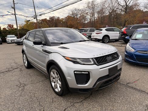 Used 2016 Land Rover Range Rover Evoque HSE Dynamic image 9