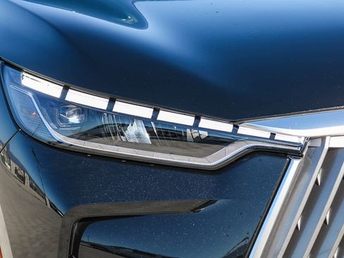 New 2026 INFINITI QX60 Luxe image 4