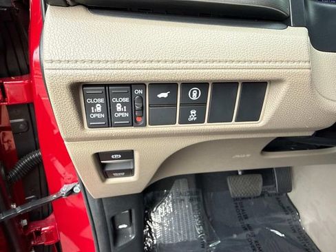 Certified 2023 Honda Odyssey EX-L image 30