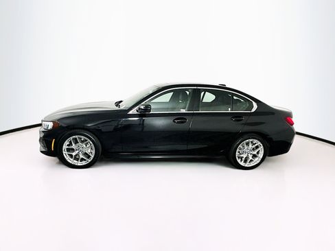 Used 2025 BMW 330i Sedan w/ Convenience Package image 4