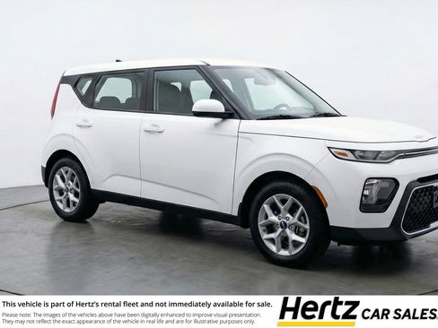 Used 2025 Kia Soul LX w/ LX Technology Package image 1