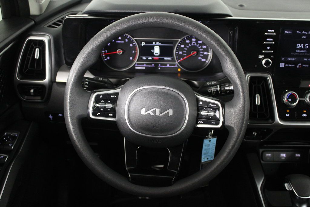 Used 2022 Kia Sorento LX FWD image 20