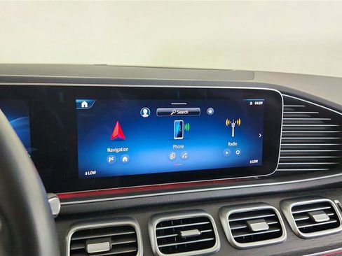 Used 2024 Mercedes-Benz GLE 450 4MATIC image 34