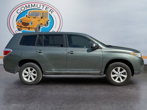 Used 2013 Toyota Highlander Base image 6