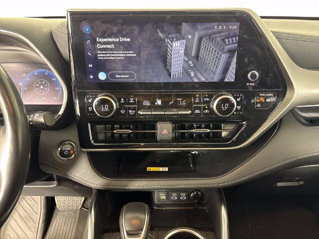 Used 2023 Toyota Highlander Limited AWD/4WD image 26