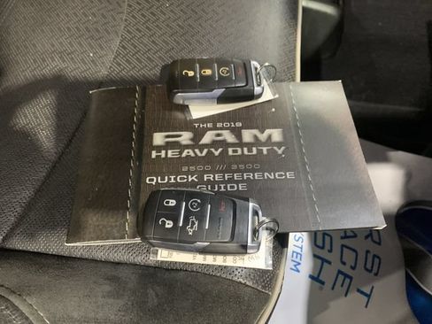 Used 2019 RAM 3500 Laramie AWD/4WD image 9