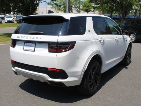 Used 2024 Land Rover Discovery Sport S image 2
