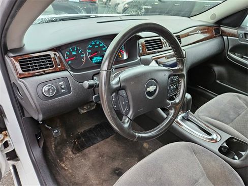 Used 2013 Chevrolet Impala LT image 13