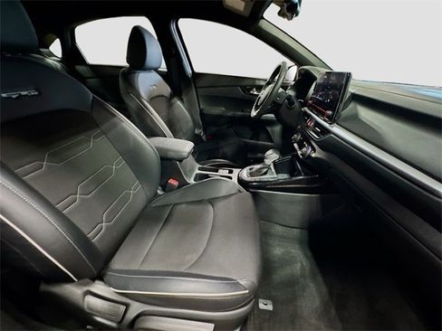 Used 2023 Kia Forte GT-Line w/ GT-Line Technology Package image 31