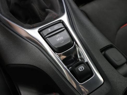 Used 2017 Chevrolet Camaro ZL1 RWD image 35