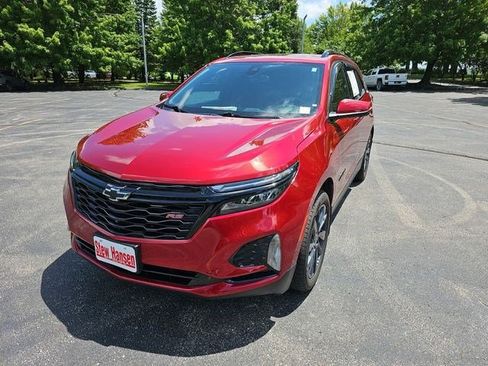 Used 2024 Chevrolet Equinox RS AWD/4WD image 2
