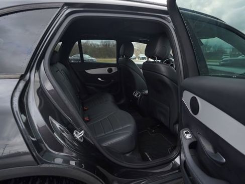 Used 2022 Mercedes-Benz GLC 300 image 23