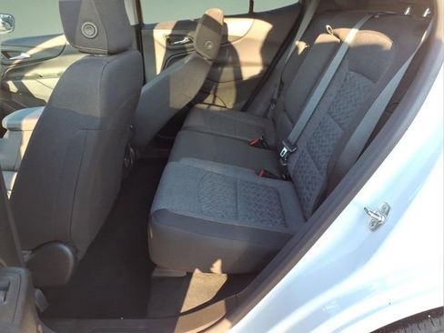 Used 2024 Chevrolet Equinox LT image 12