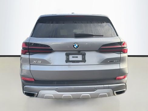Used 2024 BMW X5 xDrive40i w/ Premium Package image 5